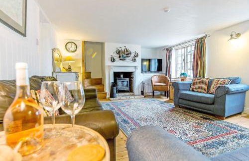 Southwold Casa | Wherry Cottage, Sleeps 8