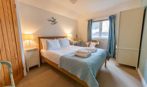 Southwold Casa | Wherry Cottage, Sleeps 8