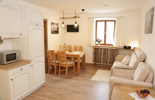 Eggstatt Apartamento | Whg 7 100qm, 2 Schlafzimmer, Balkon