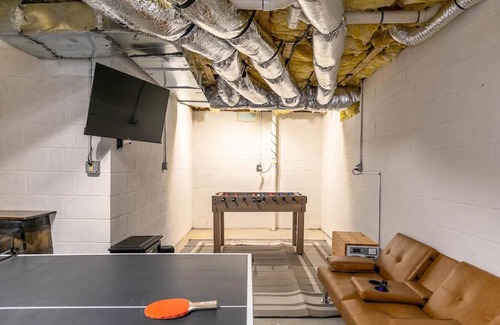 Sugar Grove Casa | Whiskey Creek Cabin