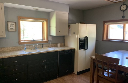 Trout Creek Casa | Toda la temporada, Casa de vacaciones para familias, Península superior occidental Capacidad 12