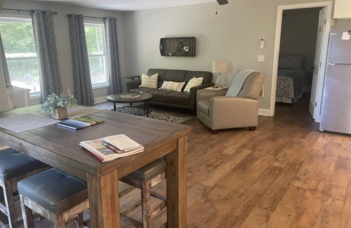 Hendersonville Casa | Árboles susurrantes loft