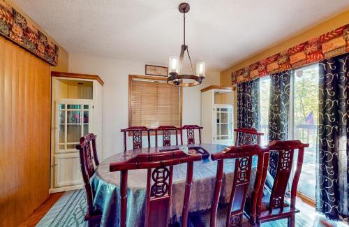 East Stroudsburg Casa | Whispering Woods