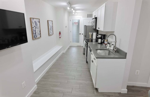 Shaw Apartamento | White Brick Retreat - Shaw