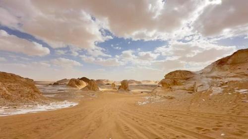 Bawati Otro | White desert safari in Egypt