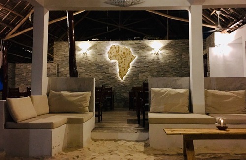 Kiwengwa Cabina | White Dream Lodge & Restaurant