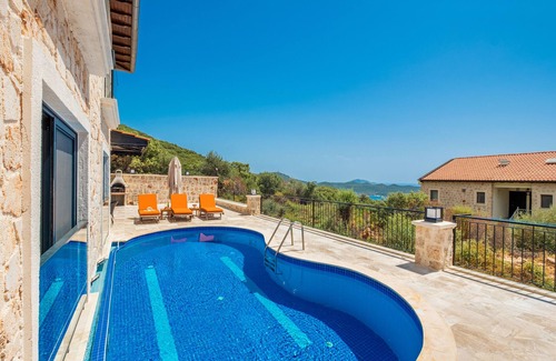 Kas Villa | White Garden Villas