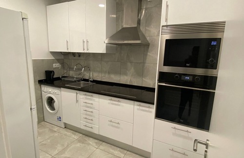 Queluz Apartamento | White house apartments