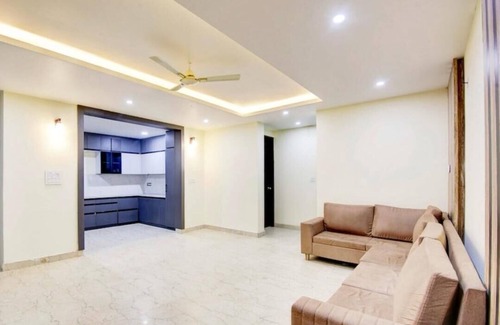 Greater Noida Hotel | White House By GRB