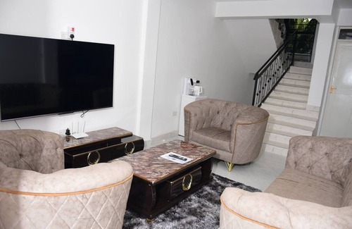 Rongo Casa | White House Loft Unit 4