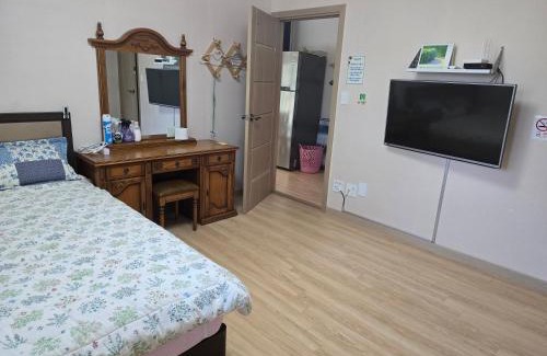 Jinbu Casa | White House Pension
