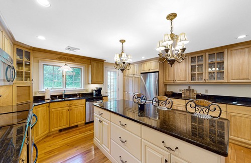 Intervale Casa | White Mountain Glen | House in Bartlett with hot tub, sauna, firepit & game room