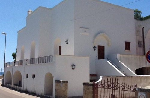 Porto Tricase Casa | White on the Sea