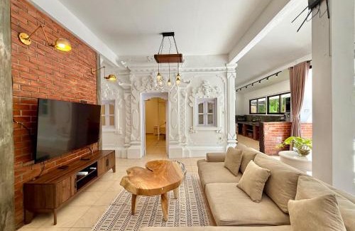 Sunset Road Villa | White Orchid Villa