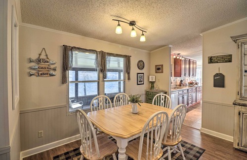 Cotter Casa | White River Fishing Escape w/ Deck & Patio!