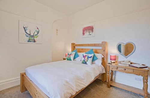 Muston Casa | White Rose Guest House