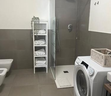 San Donato-San Vitale Apartamento | White Roses- free park Mazzini Sant'orsola