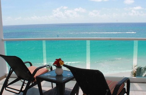 Maxwell Condominio | MAXWELL BEACH RESIDENCE 2, costa sur, océano azul turquesa, playa de arena blanca