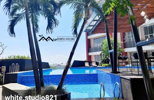 Waru Apartamento | White Studio Group Surabaya - WS 821 at Amega Crown Residence