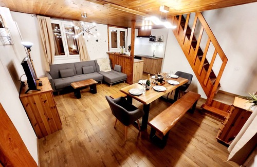 Seyne Chalet De Esquí | Whole chalet + private outdoor SPA-3 parking spaces-Near Ski Resort & Lake