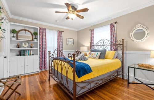 Clarksville Casa | Whole Home 102 Madison Ter