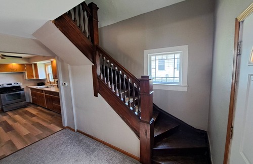 Dubuque Casa | Whole Home by Heritage Trail, quiet street, outdoor games