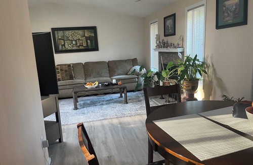 Midland Casa | Whole House 3-bedroom house in Tacoma with WiFi access