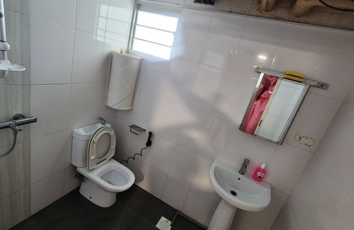 Woodlands Apartamento | Whole House Homestay @ Woodlands in SG