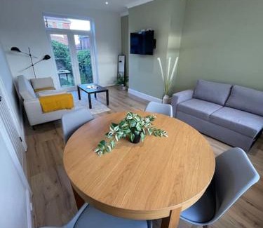 Newcastle-upon-Tyne Apartamento | Whole House Modern Two Bedroom in Newcastle - Free Parking