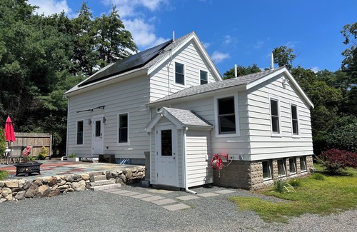 Ipswich Casa | Whole house rental. 12 min to amazing Crane Beach