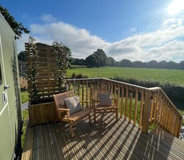 Long Barn Apartamento | Wick House