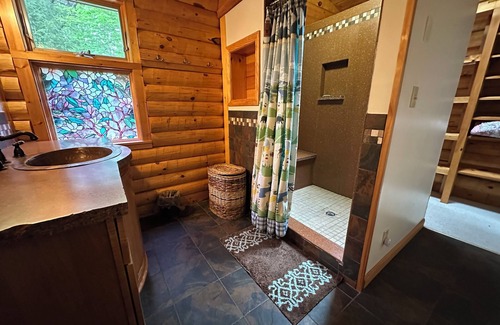 Chocorua Ski and Beach Cabina | Wicked-impresionante Log Cabin