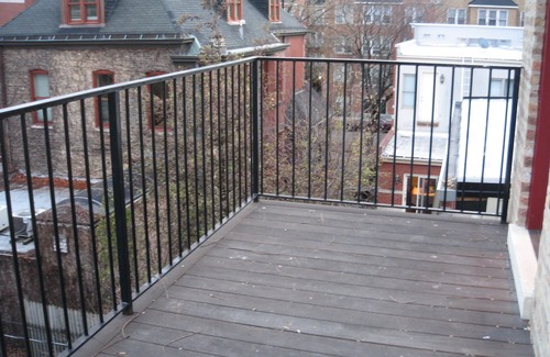 Wicker Park Casa | Wicker Park 3 habitaciones. Piso superior Historic Greystone. Cerca de Damen El Stop.