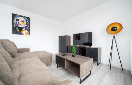 Lodz Apartamento | Widzewska Prime Apartments by BookingHost
