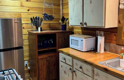 Campton Cabina | ¡Cabaña ecléctica en la ladera de Red River Gorge, KY! Wi-Fi gratis