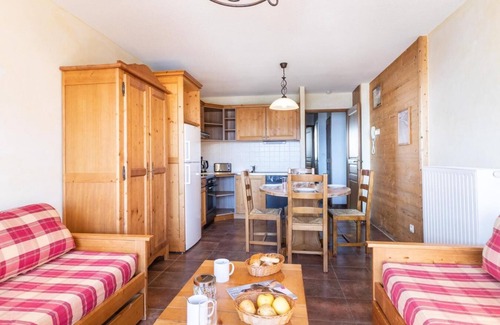 Les Eucherts Apartamento | Wifi, 150m de los comercios, piscina, sauna, hammam, balcón, tv, local para esquís, 30m², La Rosière