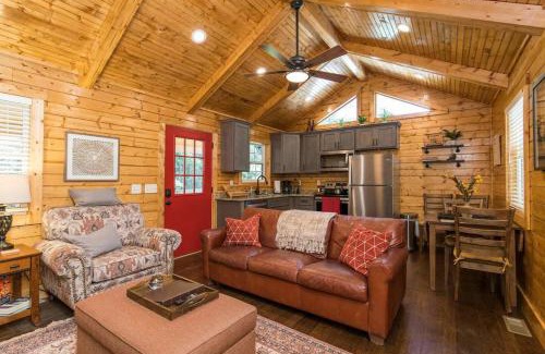 Rogers Casa | WiFi & Waterfront - Creeksong -Red River Gorge KY