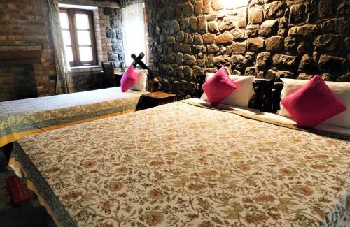 Haridwar Cabina | Wild Brook