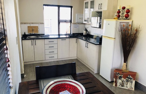 Hoedspruit Casa | Wild Dog Guest Lodge