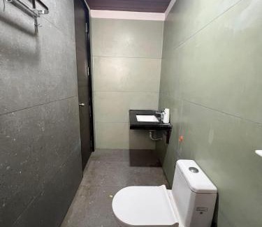 Hyderabad Hotel | Wild Wings Hotel Narsingi
