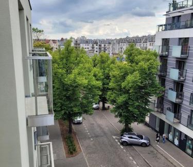 Wilda Apartamento | Wilda Corner Street View