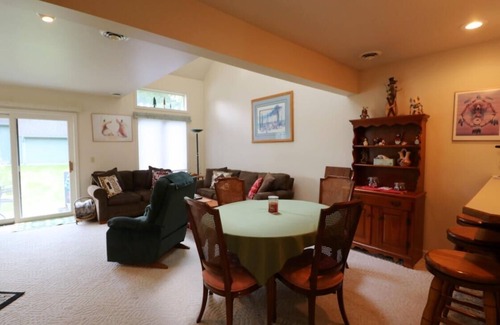 Ellicottville Condominio | Wildflower 159 2 Bedroom Home by RedAwning