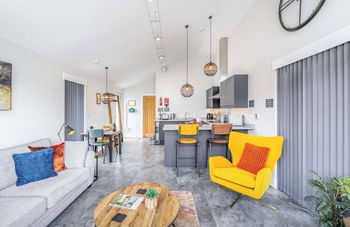 Frampton Chalet De Esquí | Wildflower Lakeside Lodge