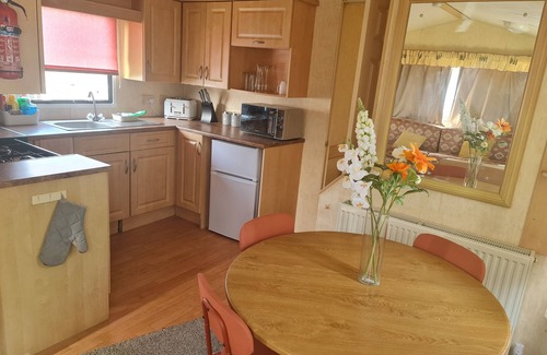 Peterlee Casa | Willerby Holiday Home (3-Bed Holiday Home Near Durham City)