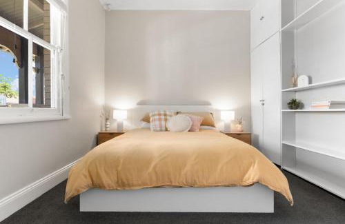Bathurst Casa | William House - Heart of Bathurst - Sleeps 6