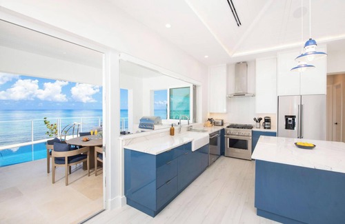 North Side Casa | Willow Beach: Private Pool with Backyard Snorkeling!