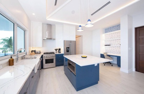 North Side Casa | Willow Beach: Private Pool with Backyard Snorkeling!