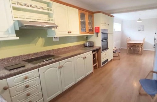 Northallerton Cabaña | Willow Cottage 4 bedroom Cosy stopover, dogs welcome