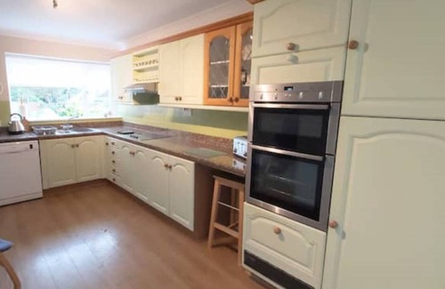 Northallerton Cabaña | Willow Cottage 4 bedroom Cosy stopover, dogs welcome