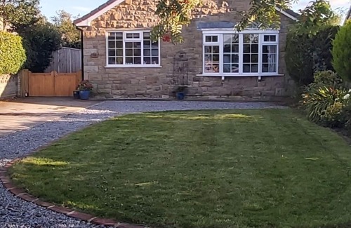 Northallerton Cabaña | Willow Cottage 4 bedroom Cosy stopover, dogs welcome